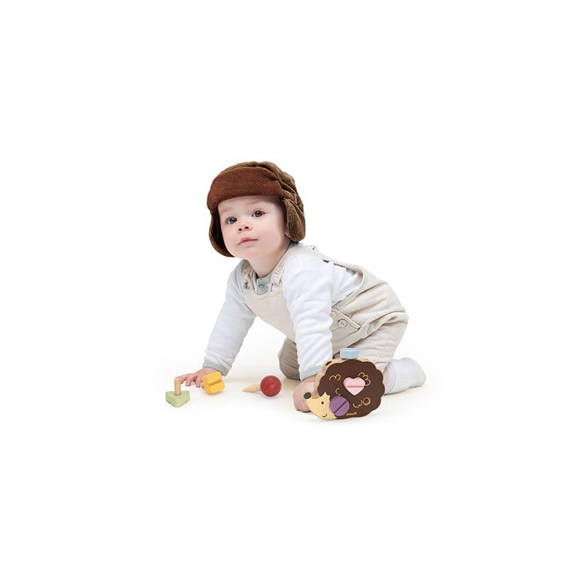 11686
