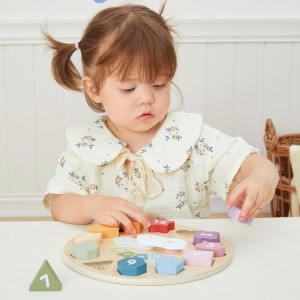 Drewniany Zegar Sorter Kształtów Edukacyjny 18m+