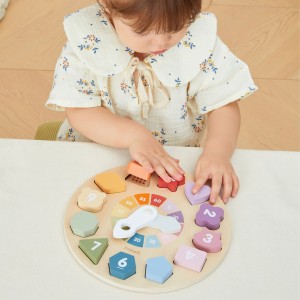 Drewniany Zegar Sorter Kształtów Edukacyjny 18m+